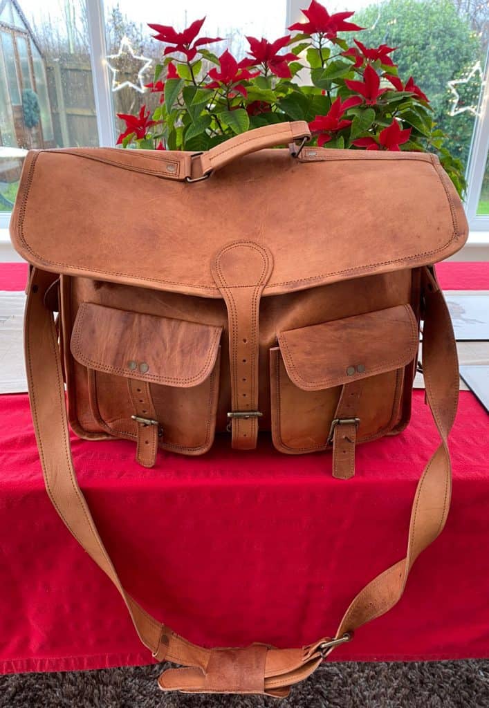 Leather discount artist bag